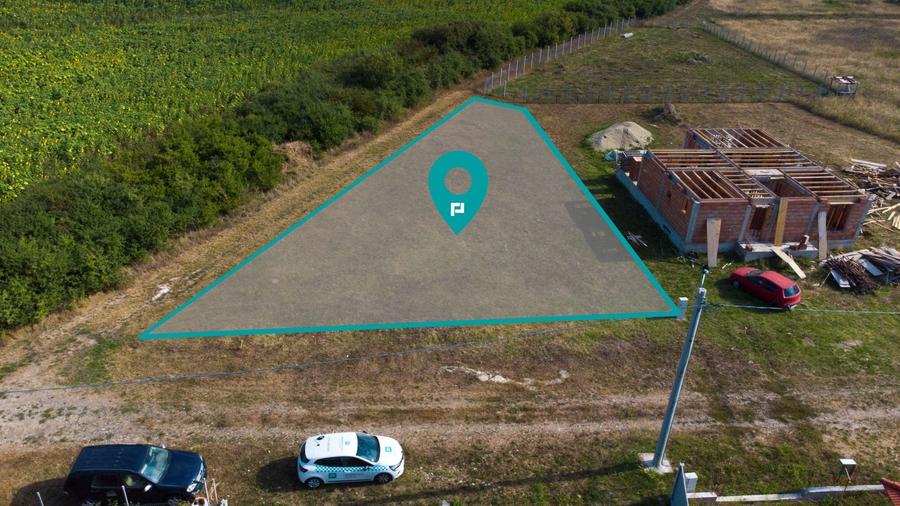 Teren Construcții intravilan de 701 mp, în Remetea Mare