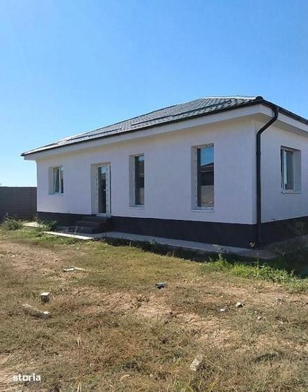 Casă cu 4 camere în Vârteju