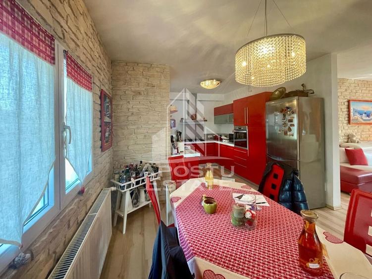 Casă individuală cu 4 camere cu Piscina în Zădăreni