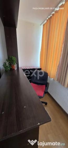 Apartament cu 2 camere decomandat în Micro 6