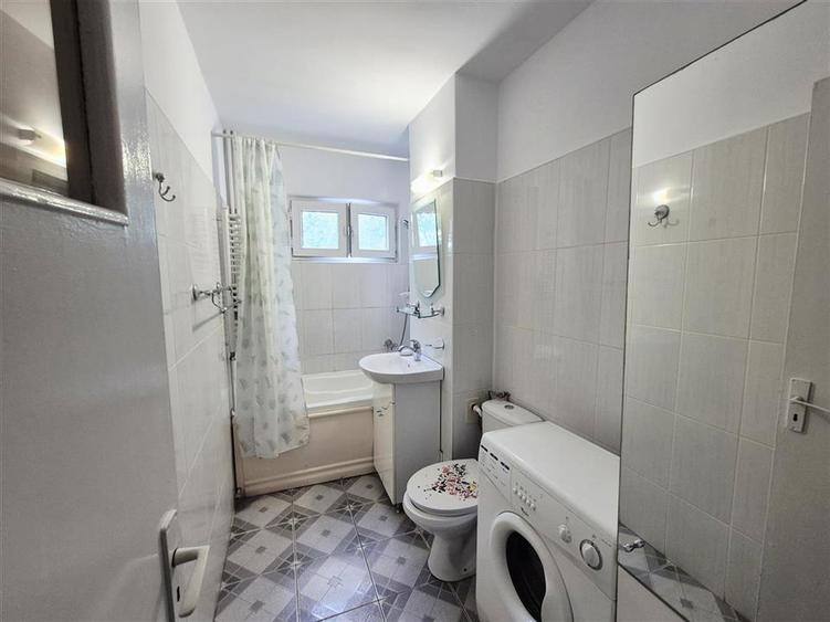 Apartament cu 2 camere Podu Ros - 10