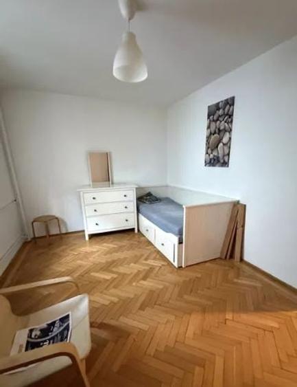 Garsonieră decomandată, mobilată în Tei