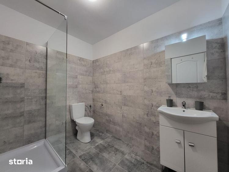 Casă cu 3 camere cu Teren 700 Mp în Groși