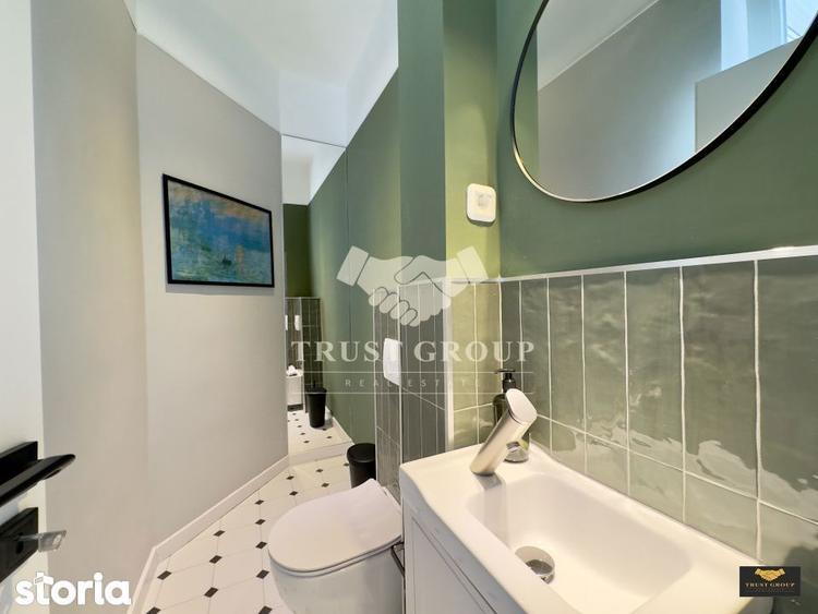 Apartament cu 3 camere semidecomandat, mobilat în Centrul Civic