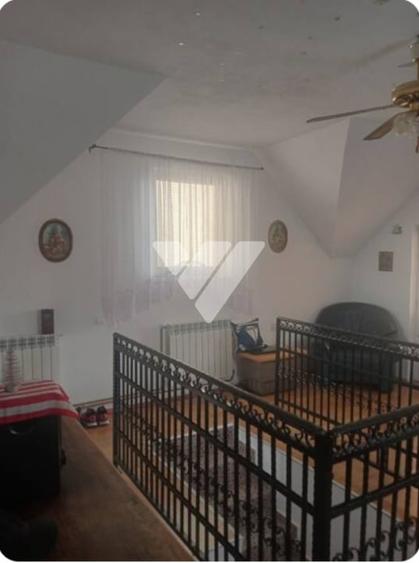 Apartament cu 2 camere decomandat, mobilat în Lazaret