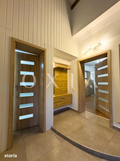 Casă cu 7 camere cu Teren 259 Mp în Rogerius