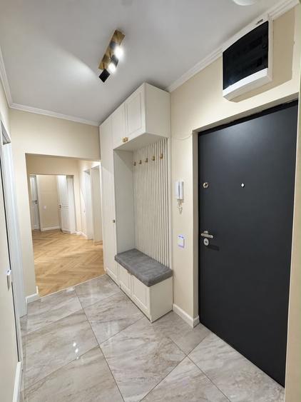 Apartament cu 3 camere decomandat în Turda