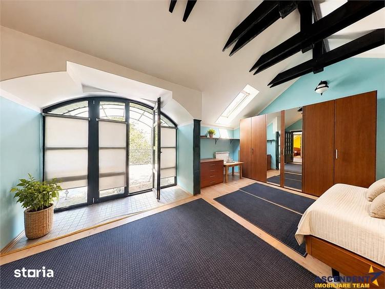 Casă cu 4 camere cu Teren 200 Mp în Central