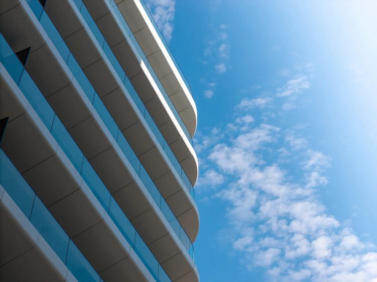 Apartament cu 3 camere decomandat în Floreasca