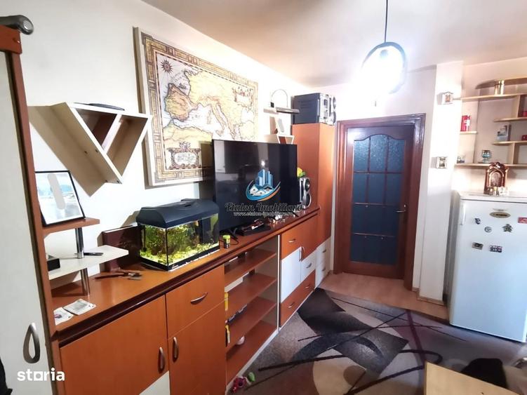 Apartament cu 2 camere decomandat în Mărăței