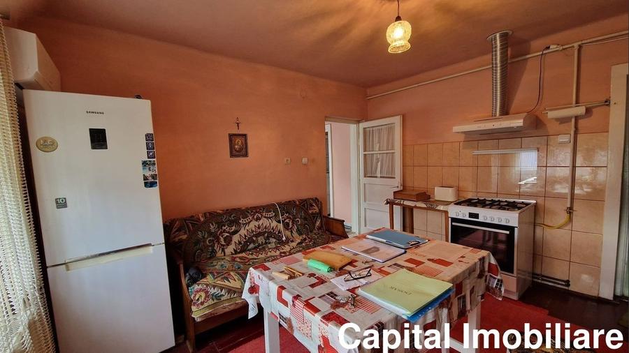 Casă cu 2 camere cu Teren 266 Mp în Central