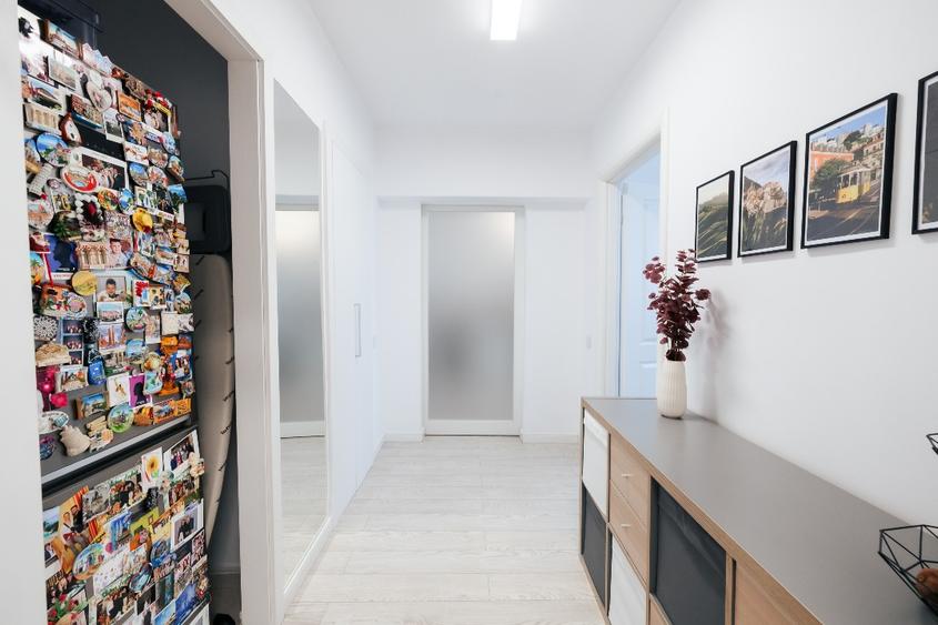 Apartament cu 2 camere decomandat în Titan