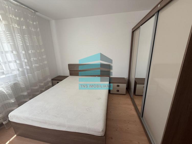 Apartament cu 3 camere decomandat, mobilat în Theodor Pallady