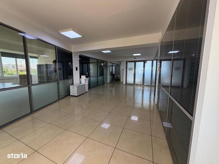 Spațiu comercial, de 209 mp, în Central