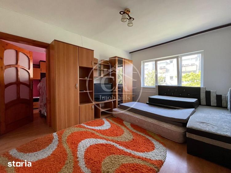 Apartament cu 3 camere decomandat în Iosia