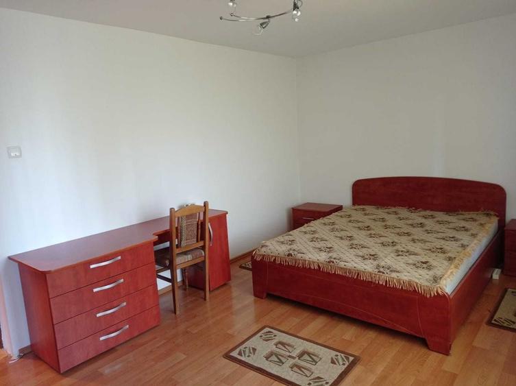 Apartament cu 2 camere decomandat în Drumul Carului