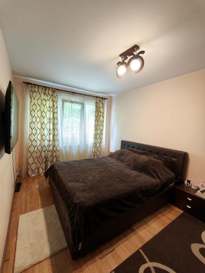 Apartament cu 2 camere semidecomandat în Galata