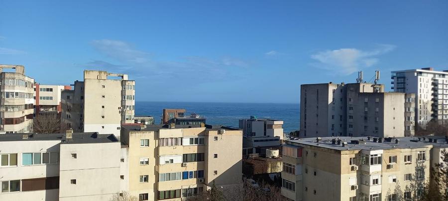 Apartament cu 2 camere decomandat, mobilat în Faleza Nord