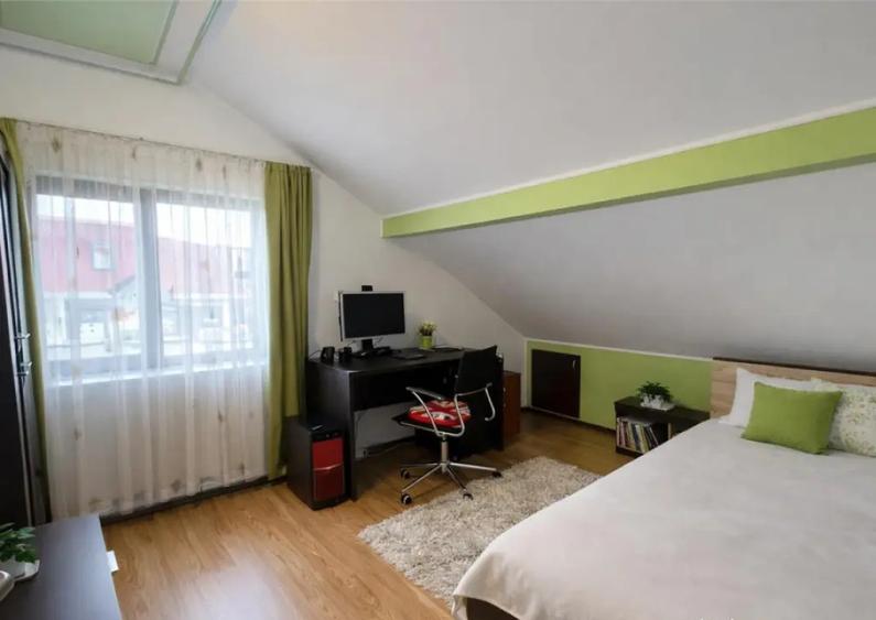 Casă cu 4 camere cu Teren 300 Mp în Sâncraiu de Mureș