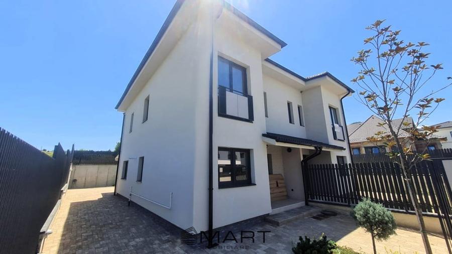 Casă cu 4 camere cu Teren 230 Mp în Central