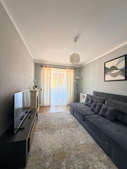Apartament cu 2 camere decomandat în Florești