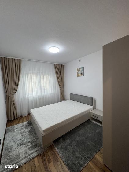 Apartament cu 3 camere decomandat în Decebal