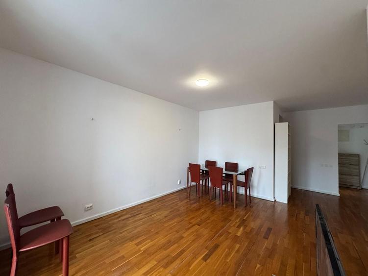 Apartament cu 3 camere decomandat în Aviatorilor