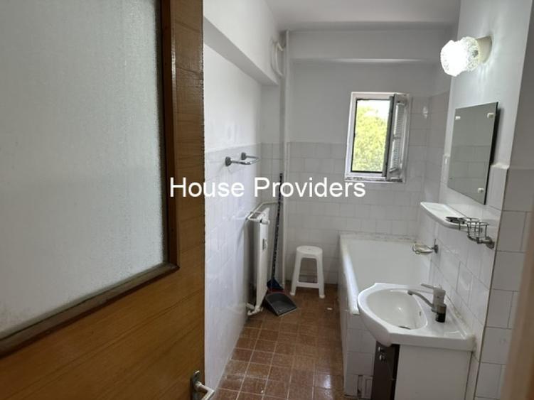 Apartament cu 2 camere în P-ța Victoriei
