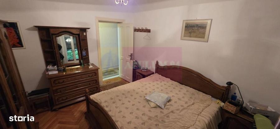 Vila de vanzare cu 6 camere si teren de 1000 mp in Cornu, Prahova - 12