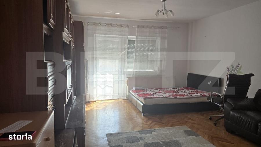 Apartament cu 2 camere în Micro 17