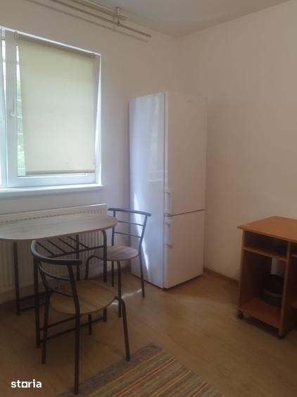 Garsonieră în Dâmbul Rotund