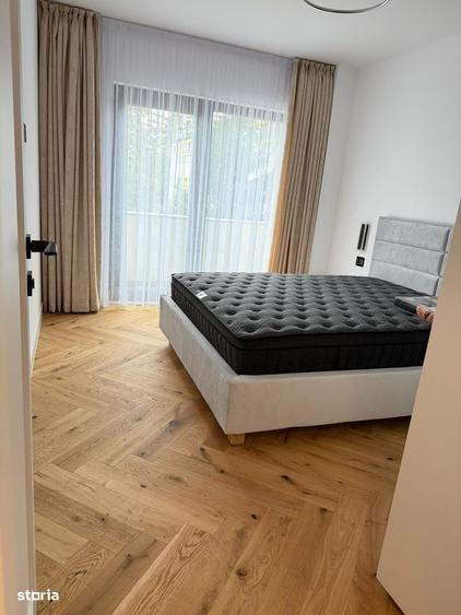Apartament cu 3 camere decomandat în Oituz