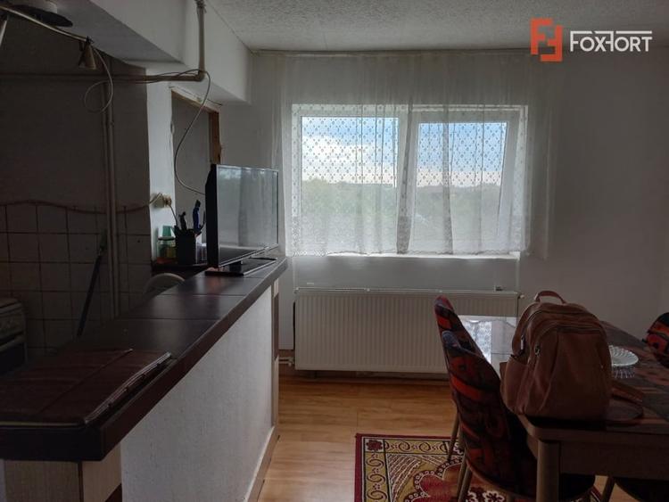Apartament cu 2 camere decomandat, mobilat în Remetea Mare