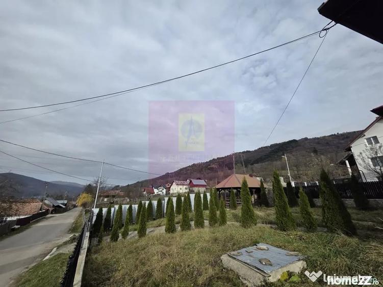 Casă cu 4 camere cu Teren 475 Mp în Valea Doftanei