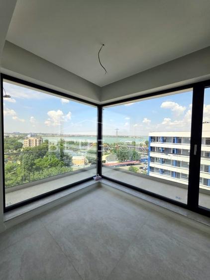 Apartament cu 3 camere decomandat în Faleza Nord