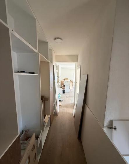 Apartament cu 3 camere semidecomandat, mobilat în Borhanci