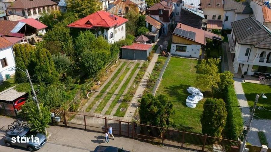 Casă cu 4 camere cu Teren 450 Mp în Ultracentral
