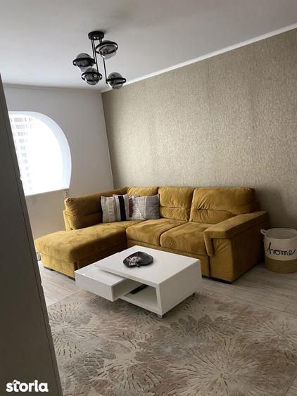 Apartament cu 3 camere, mobilat în Sub Arini