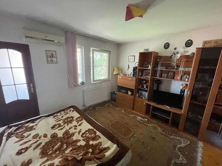 Casă cu 3 camere cu Teren 239 Mp în Central