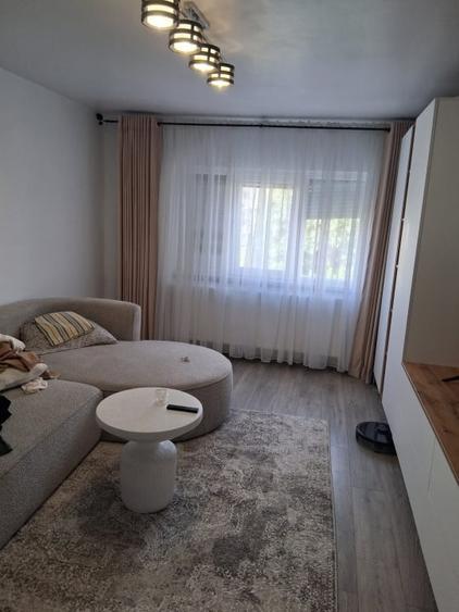 Apartament cu 2 camere decomandat în Brazda lui Novac