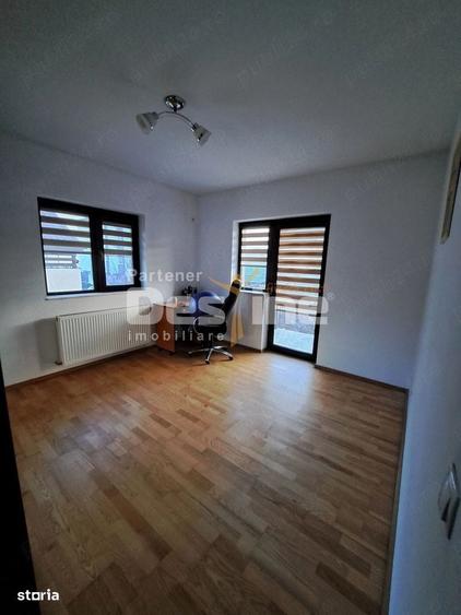 Casă cu 4 camere în Alexandriei