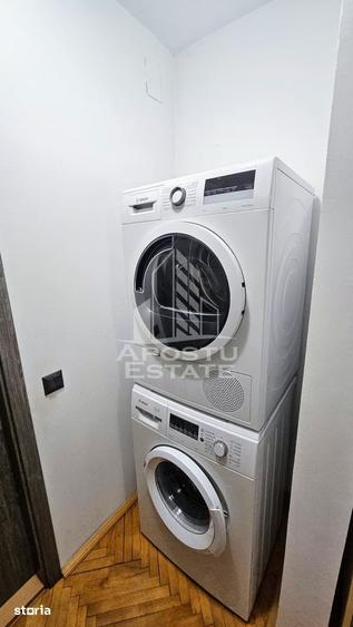 Apartament cu 3 camere decomandat în Lipovei