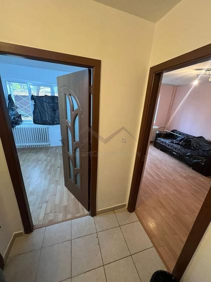 Garsonieră decomandată în Nicolina