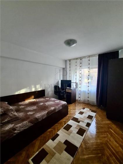 Apartament 3 camere Complexul Studentesc 95 mp Spatios - 2