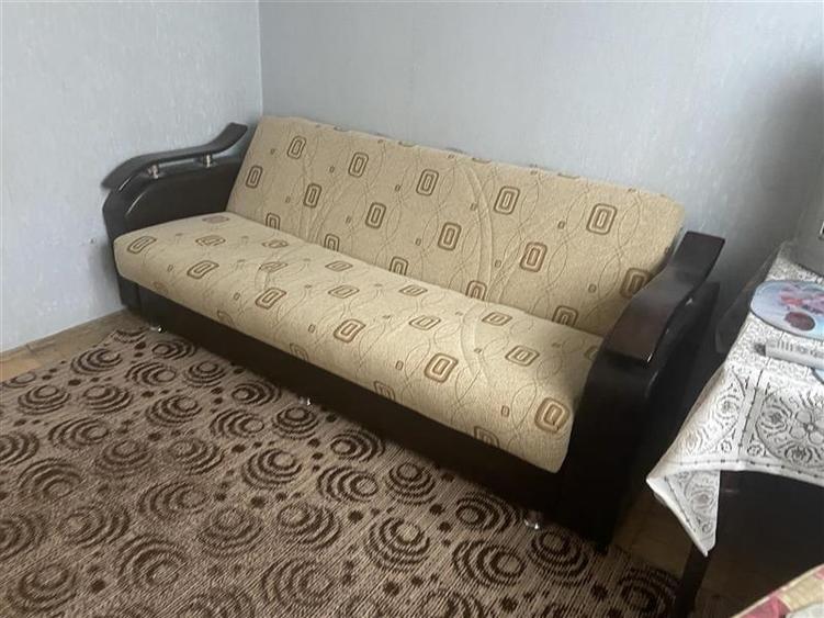 Apartament cu 3 camere decomandat în Sud