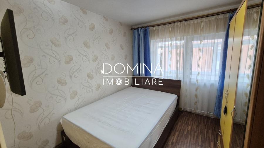 Apartament cu 4 camere decomandat, mobilat în Debarcader