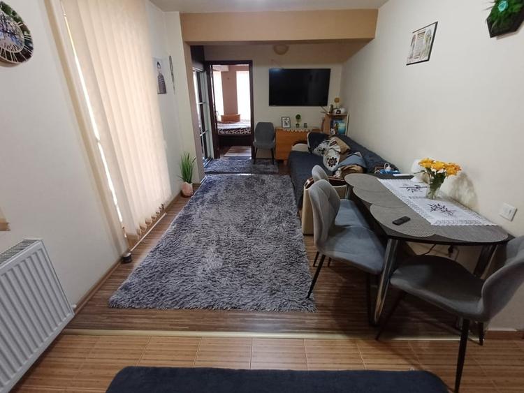 Apartament cu 2 camere semidecomandat, mobilat în Florești — fotografia 2