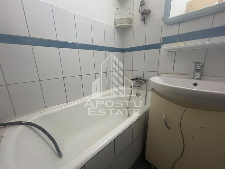 Apartament cu 2 camere semidecomandat, mobilat în Șagului