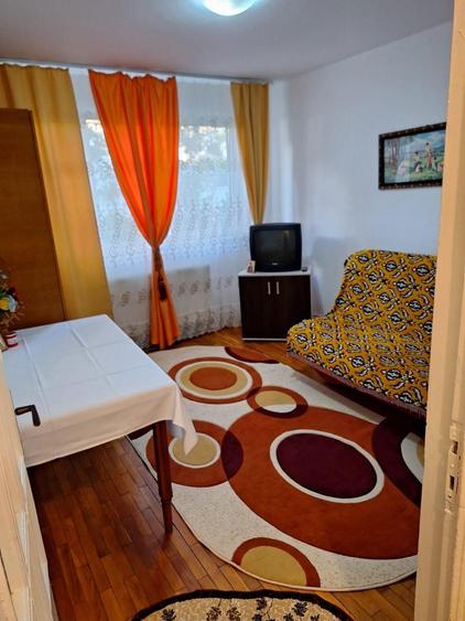 Apartament cu 2 camere semidecomandat în Nicolae Bălcescu