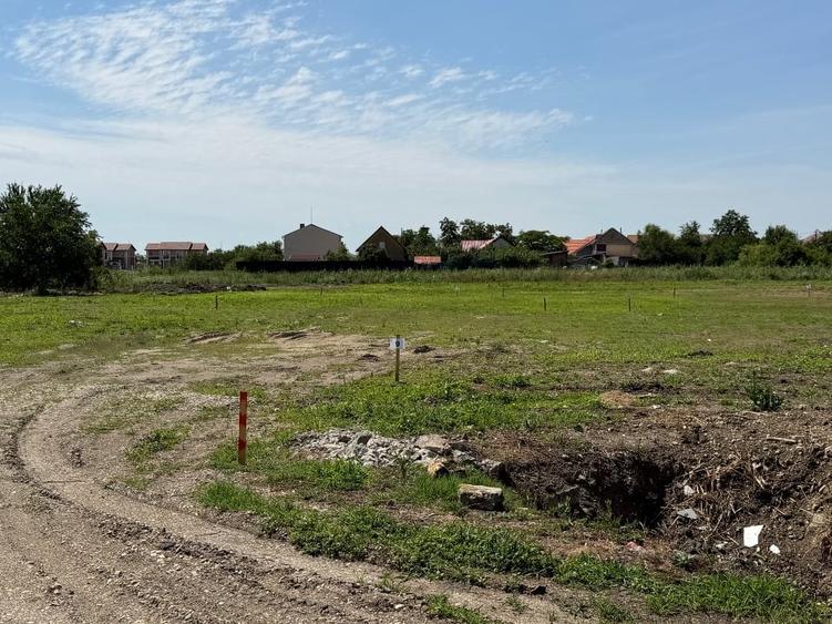 Teren Construcții intravilan de 528 mp, în Săcălaz